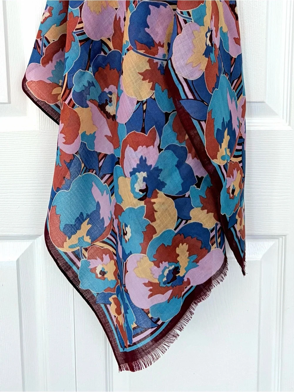 Echo Scarf Wrap Oblong 100% Wool Floral New